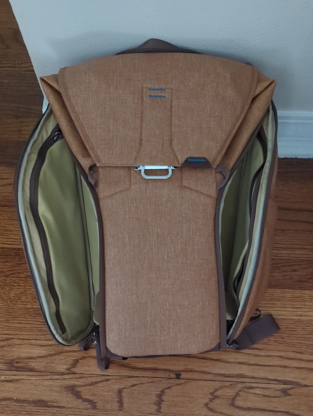 Peak Design Backpack 20liter - pre-owned, New With Tags